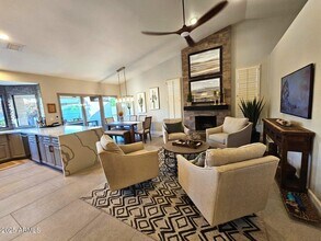 9763 E Dreyfus Ave in Scottsdale, AZ - Building Photo - Building Photo