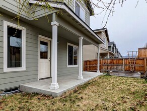 416 S Kansas Loop in East Wenatchee, WA - Building Photo - Building Photo