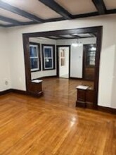 28 Morgan St, Unit 2ND FLOOR in Meriden, CT - Building Photo - Building Photo