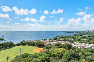 2889 McFarlane Rd, Unit ID1240710P in Miami, FL - Foto de edificio - Building Photo