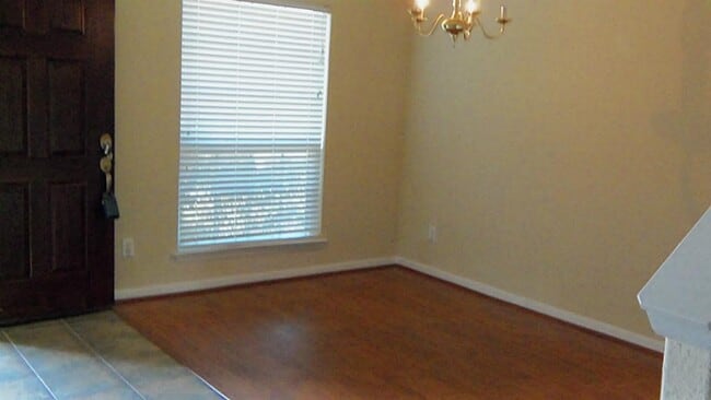 10219 Riderdale Park Ln in Houston, TX - Building Photo - Building Photo