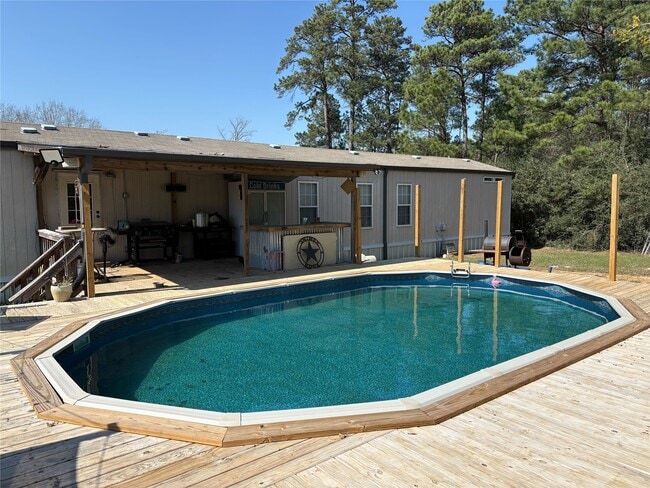 property at 14525 Oak Hill Ln