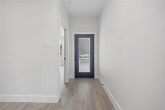 8221 Tower St in Houston, TX - Building Photo - Building Photo