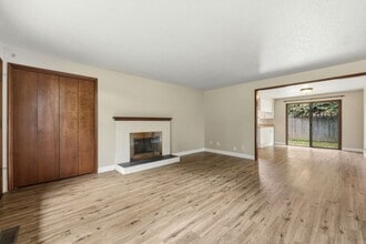 1622 Madison Ave NW in Olympia, WA - Building Photo - Building Photo