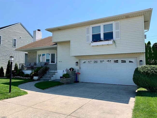 property at 310 N Clermont Ave