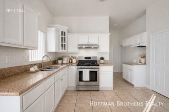 851 W 93rd St in Los Angeles, CA - Building Photo - Building Photo