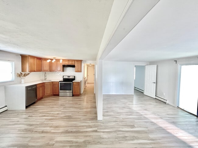 11 Marshall St, Unit Apartment