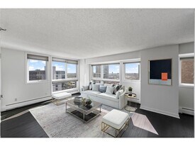 433 S 7th St in Minneapolis, MN - Building Photo