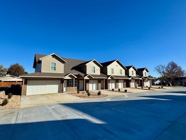 2800 W Mockingbird Ln in Rogers, AR - Building Photo - Building Photo