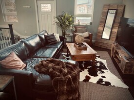 2208 5th St NE in Minneapolis, MN - Building Photo