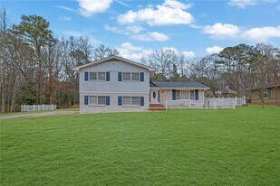 2746 Abilene Trail SW in Snellville, GA - Building Photo