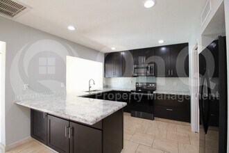 967 W La Jolla Dr in Tempe, AZ - Building Photo - Building Photo