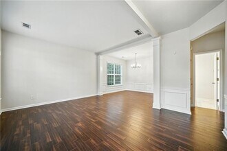 215 Friars Head Dr NE in Suwanee, GA - Building Photo - Building Photo