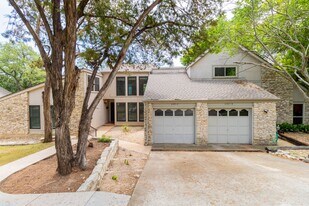 6103 Shadow Valley Dr in Austin, TX - Building Photo