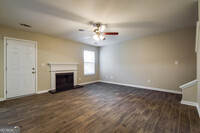 4613 Raven Wood Loop in Union City, GA - Building Photo - Building Photo