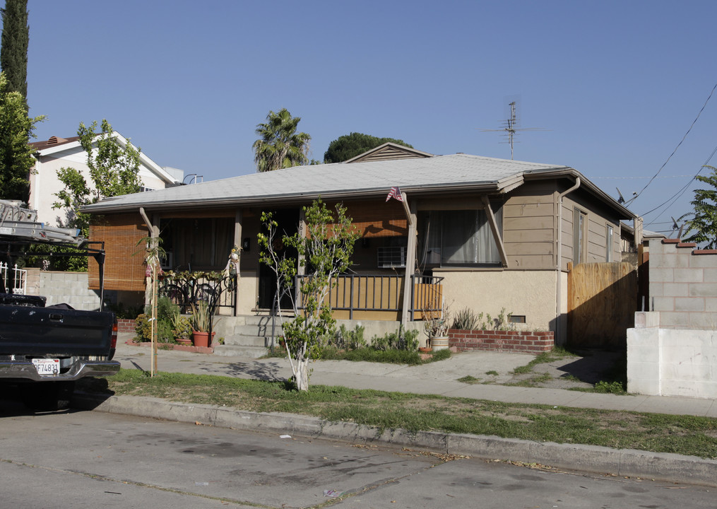 6616 Beck Ave in North Hollywood, CA - Building Photo