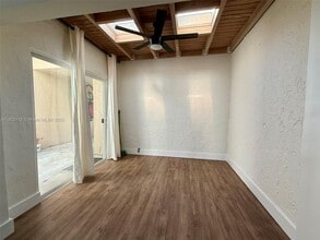 8522 SW 103rd Ave in Miami, FL - Building Photo - Building Photo