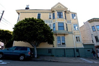 4300-4304 19th St in San Francisco, CA - Foto de edificio - Building Photo