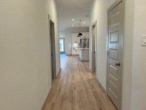 518 Campbell Dr in League City, TX - Building Photo - Building Photo