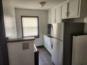 122 Moffatt Ave, Unit 122 Moffatt Ave # 3 in Trenton, NJ - Building Photo - Building Photo