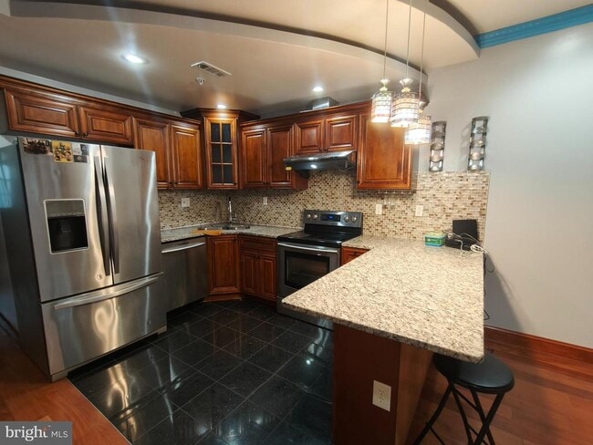 1106 Wallace St in Philadelphia, PA - Building Photo - Building Photo
