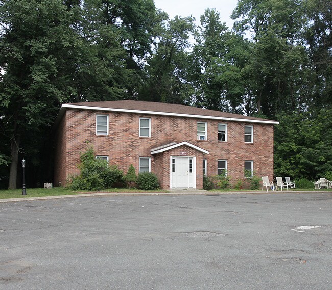 10-12 Red Fox Dr in Albany, NY - Foto de edificio - Building Photo