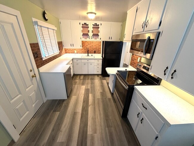 property at 730 N Montana Ave