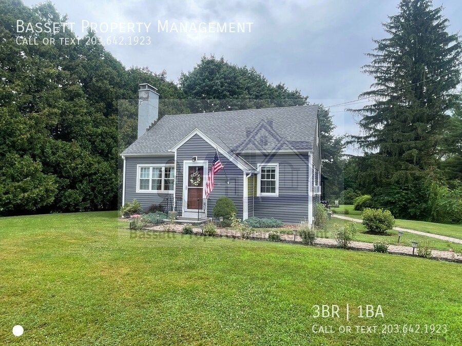 960 Wolf Hill Rd in Cheshire, CT - Building Photo