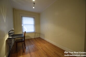 1251 Commonwealth Ave, Unit 2 in Boston, MA - Foto de edificio - Building Photo