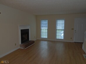 1337 Sweet Pine Dr in Norcross, GA - Building Photo - Building Photo