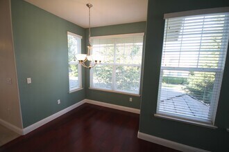 9670 Coney Island Cir in Elk Grove, CA - Building Photo - Building Photo