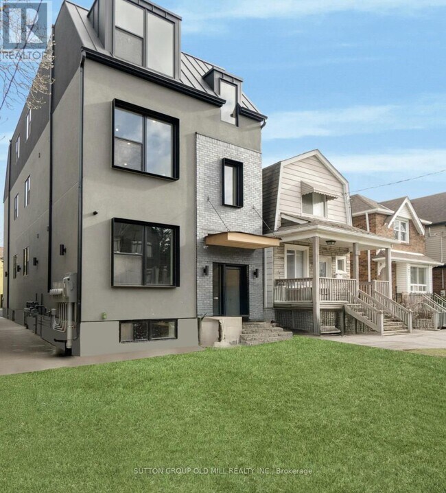 625 Harvie Ave in Toronto, ON - Building Photo - Building Photo