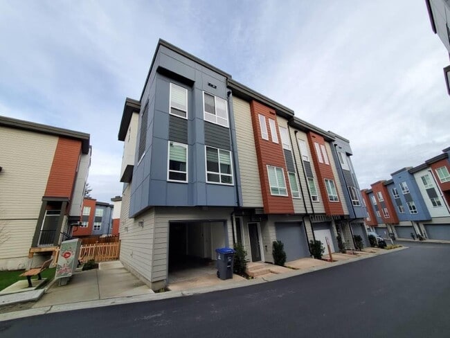 property at 1670 160 St