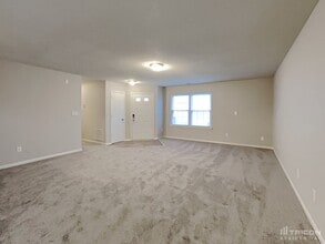 1679 Long Lake Dr in Greenwood, IN - Building Photo - Building Photo