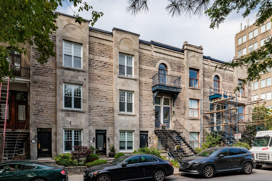 11 York Rue in Westmount, QC - Building Photo