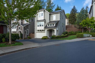 Summer Grove in Kirkland, WA - Foto de edificio - Building Photo