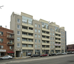 Regency Plaza in Flushing, NY - Building Photo - Building Photo