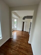 119 S Paulina St, Unit 2 in Chicago, IL - Foto de edificio - Building Photo