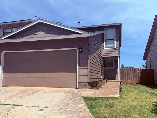 423 NE 115th St in Oklahoma City, OK - Building Photo - Building Photo