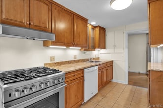 280 Getzville Rd in Buffalo, NY - Building Photo - Building Photo