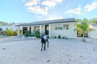 2805 Tifton St S in Gulfport, FL - Building Photo - Building Photo