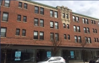 2779 N Milwaukee Ave in Chicago, IL - Building Photo - Building Photo
