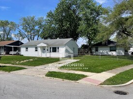 2729 Shawnee Dr in Anderson, IN - Building Photo