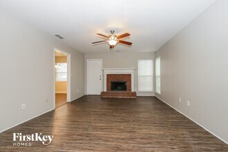 8442 Glendevon Ct in Riverdale, GA - Building Photo - Building Photo