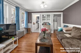 86 Colborne Rd, Unit 1 in Boston, MA - Building Photo