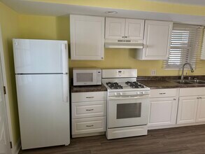 6505 W 83rd St in Burbank, IL - Building Photo - Building Photo