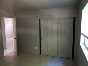 3735 66th Ave N-Unit -B in Pinellas Park, FL - Building Photo - Building Photo