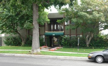 350 S Sierra Madre Blvd in Pasadena, CA - Building Photo - Building Photo