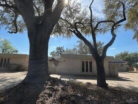 23 Grovewood Ave in Mission, TX - Building Photo