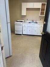 215 W Elm St in Brockton, MA - Building Photo - Building Photo